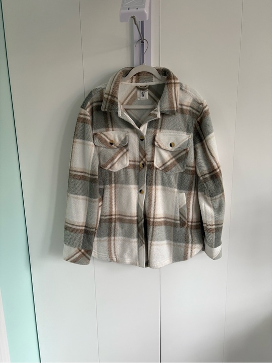 Altar'd State Jackets & Blazers - Altar'd State Cream, Sage & Taupe Plaid Shacket